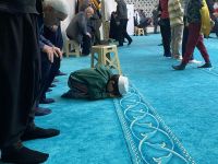 CAMİLER DOLDU TAŞTI...