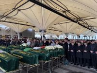 ÇİMENTO FABRİKASI GENEL MÜDÜRÜ VE AİLESİ TOPRAĞA VERİLDİ