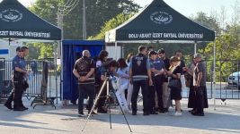 DAVANIN GÖRÜLDÜĞÜ SALON GİRİŞİNDE OLAĞANÜSTÜ HAL....