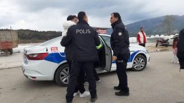 İKİ OTOMOBİL ÇARPIŞTI, ORTALIK KARIŞTI