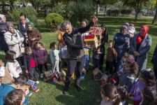 MİNİK ELLERDEN KUŞLARA SICAK YUVA