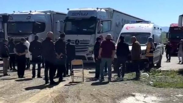 HAYVAN PAZARINA GİDECEKLERDİ… 22 YAŞINDAKİ GENÇ DİNLENME TESİSİNDE ÖLÜ BULUNDU